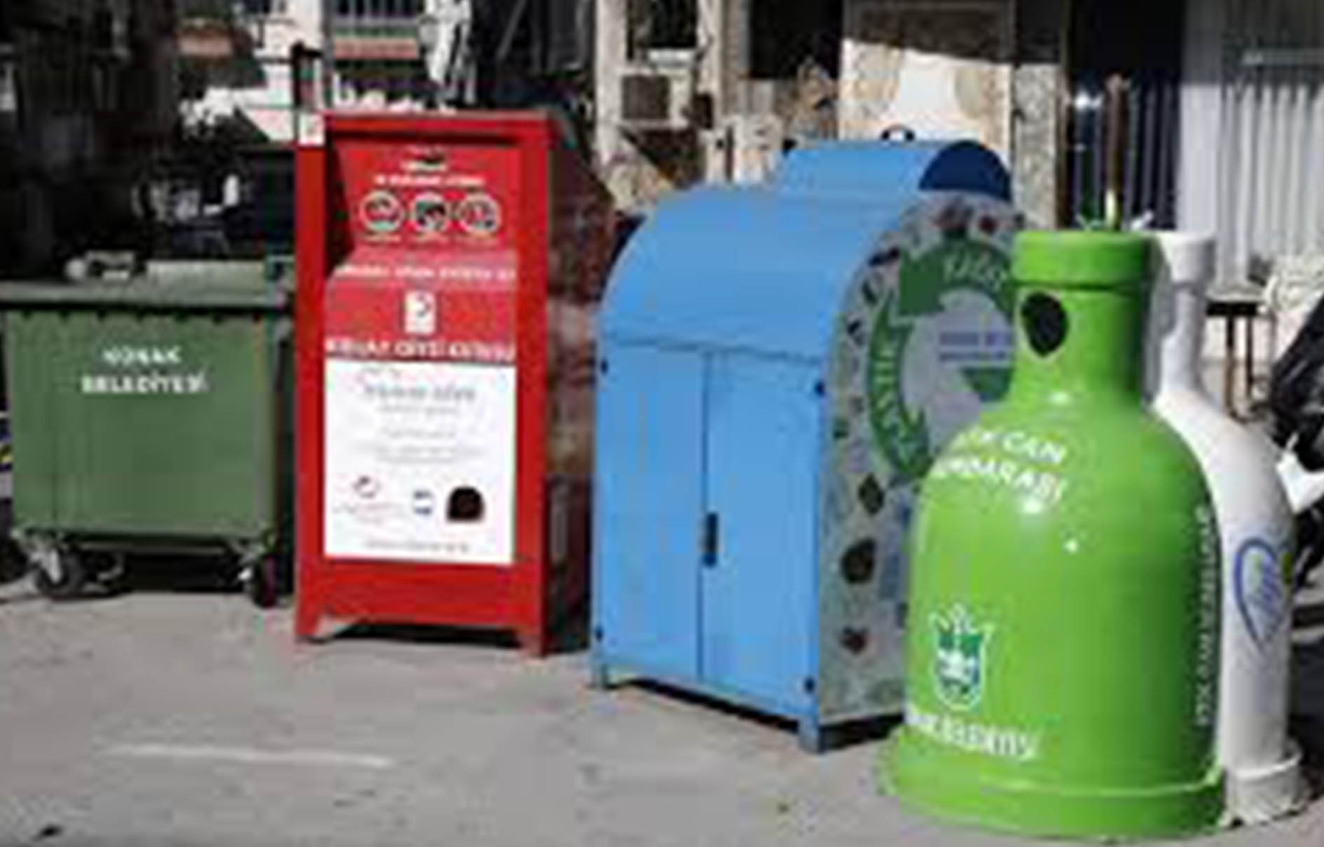 زنانِ خانه‌دارِ استانبول به چه شیوه‌ای در حوزۀ پسماندهای شهری نقش‌آفرینی می‌کنند